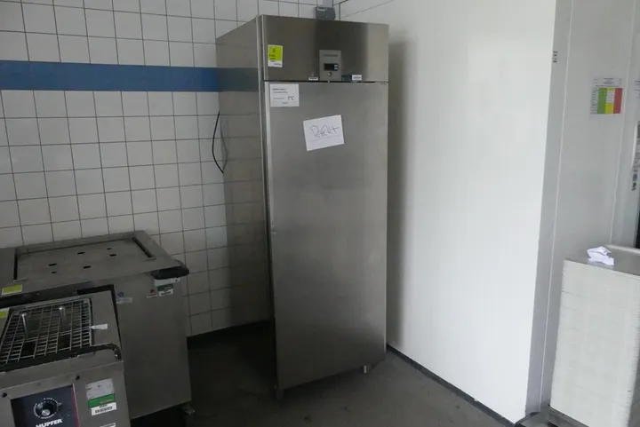 Kühlschrank - Alpeninox - defekt laut Aufschrift Seri.Nr.: 61410029